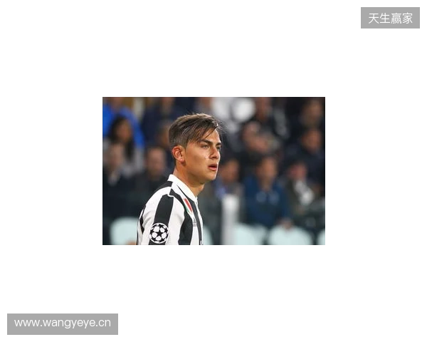 记者:曼联将同步推进新帅遴选,若卡里克战绩出色也会成为候选 记者:曼联将同步推进新帅遴选,若卡里克战绩出色也会成为候选