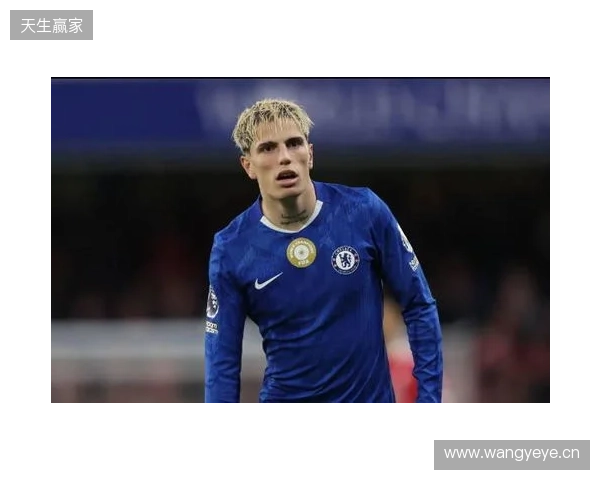 加纳乔:如今比赛很大程度上取决于边锋;罗塞尼尔很了解球员