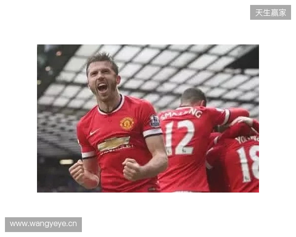 纪念慕尼黑空难68周年,弗兰克和卡里克在赛前敬献花圈 纪念慕尼黑空难68周年,弗兰克和卡里克在赛前敬献花圈